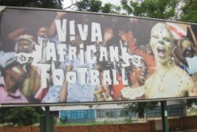 Affiche publicitaire pour la Can 2008 a Accra - African cup of nations soccer flyer poster in Ghana s capital