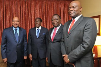 Jacob Zuma, Robert Mugabe (Zanu PF), Premiere Ministre Morgan Tsvangarai (MDC) et Arthur Mutambara (MDC T).