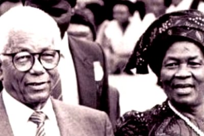 Walter and Albertina Sisulu as seen on the cover of In Our Lifetime, written by Elinor Sisulu.