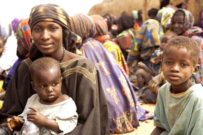 Hundreds of families have crossed the border from Mali into Niger to escape the fighting in the northern part of the country.