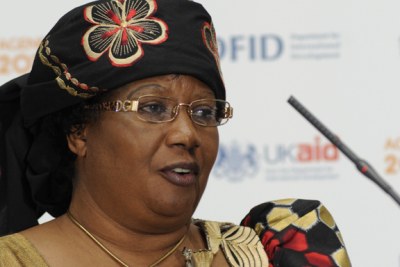 Malawian President Joyce Banda recently visist Mozambique, she is keen to improve threatened country's diplomacy during the previous regime.