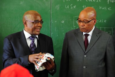 Minister of Health Dr Aaron Motsoaledi and President Jacob Zuma (file photo).
