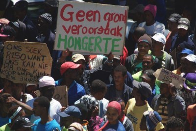 Farmworkers march in Paarl, 4 December 2012