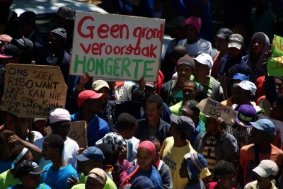 Farmworkers march in Paarl, 4 December 2012