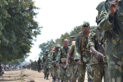 Des soldats des FARDC se retirent de Rutshuru au Nord-Kivu (archives)