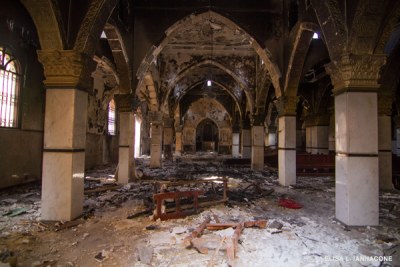 (Photo d'archives) - L'intérieur de l'église de Kerdasa incendié et brûlé