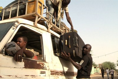 Mali is encouraging the return of public workers to the north.