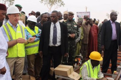 Lancement du Boucle ferroviaire Bénin-Niger-Burkina Faso-Côte d’Ivoire, le 7 avril 2014 à Niamey par le chef de l'Etat nigérien, Issoufou Mahamadou