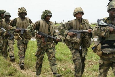 Des troupes nigérianes.