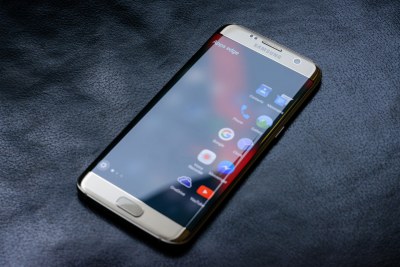 Samsung Galaxy S7 Edge smartphone.