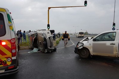 Two people sustained moderate injuries in a collision in Vereeniging. Both were transported to Mediclinic Vereeniging for further care.