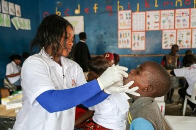 Oral cholera vaccination (file photo).