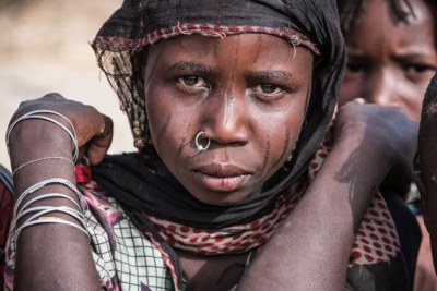 Une jeune fille déplacée avec sa famille de son village au Tchad par le groupe Boko Haram.