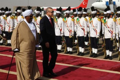 President Recep Tayyip Erdoğan arrives in the Sudanese capital. He was welcomed by President Omar Al-Bashir of Sudan with an official ceremony at Khartoum International Airport.