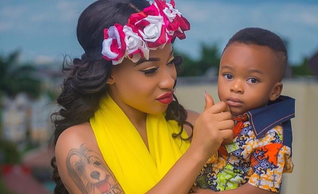 Tonto Dikeh's estranged husband Olakunle Churchill approached the cour...
