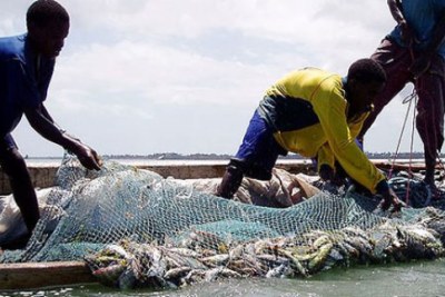 Government warns illegal fishers.