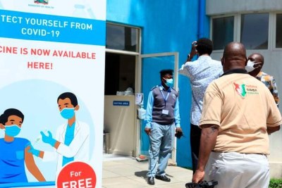 A banner outside Kenyatta National Hospital in Nairobi notifies members of the public of free vaccinations against Covid-19 (file photo).