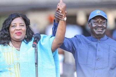 Raila Odinga avec sa femme Ida Odinga lors du lancement de sa candidature à la présidence en 2022.