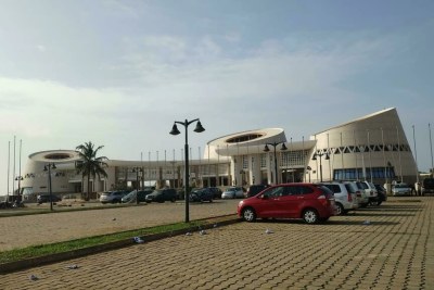 Le palais des Congrès de Cotonou. Avril 2021.