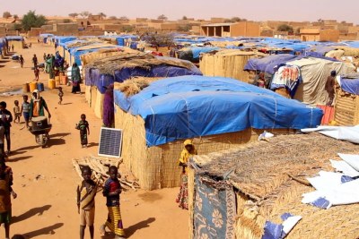 Le camp des réfugiés nigériens à Menaka