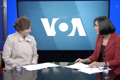 Alice Albright, left, the CEO of the Millennium Challenge Corporation (MCC) gave an interview to VOA English to Africa Service’s Carol Castiel on the “Press Conference USA” radio programme on March 7, 2023, at headquarters in Washington.
