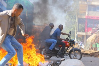 Kenyans during cost-of-living protests (file photo).