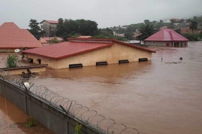 Coyah: une inondation fait un mort, de dégâts matériels, près de 30 familles touchées par cette calamité