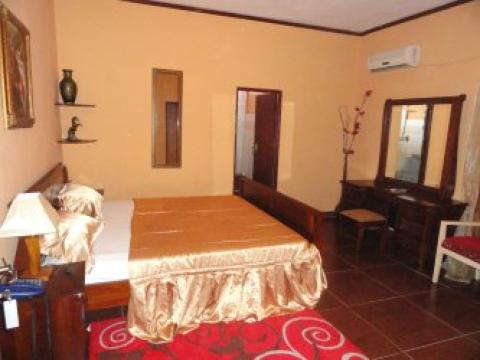 Bella Casa Hotel & Suites (Liberia)